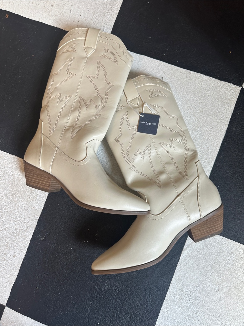 American Eagle Outfitters Cream Western Cowboy Boots - Women's (Ivory Tone)